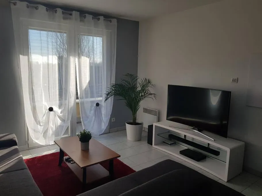 Logement Plein Centre De Plerin A Proximite Des Plages Et Des Commerces 0*,